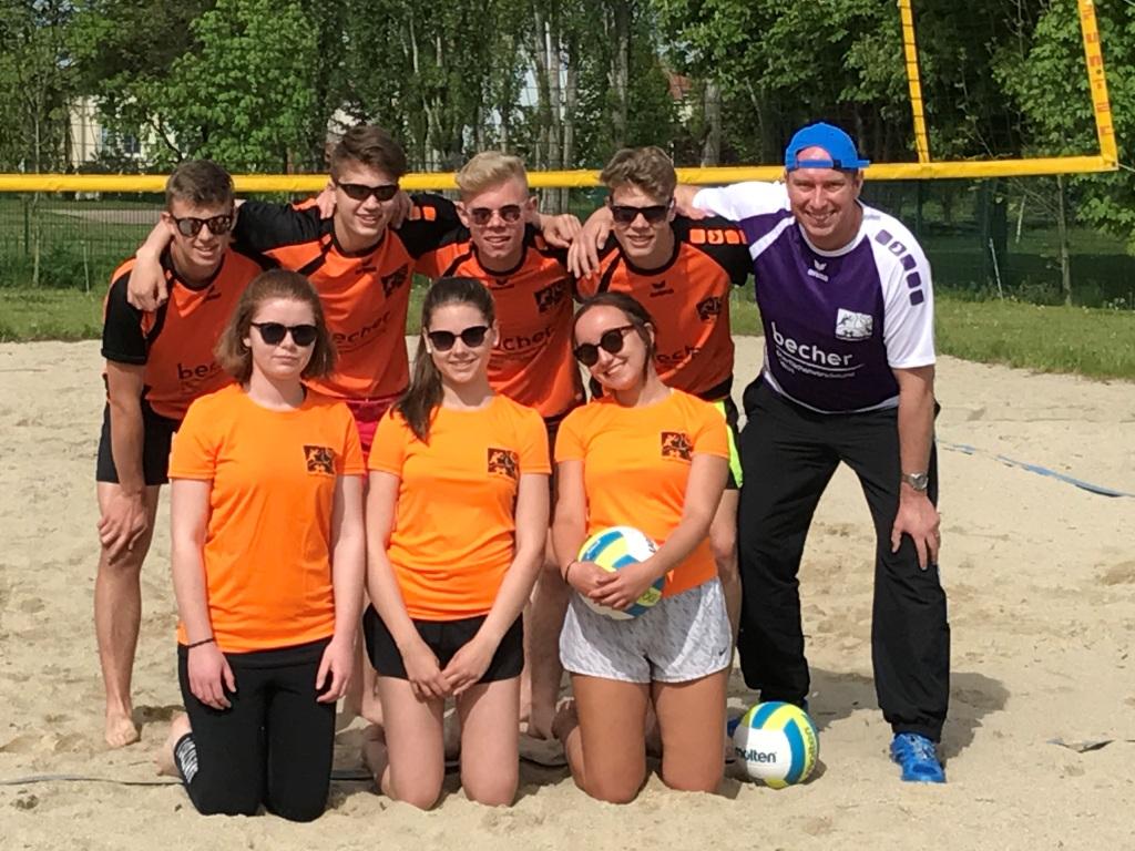 vBG – Beachvolleyballer ziehen ins Schulamtsfinale ein